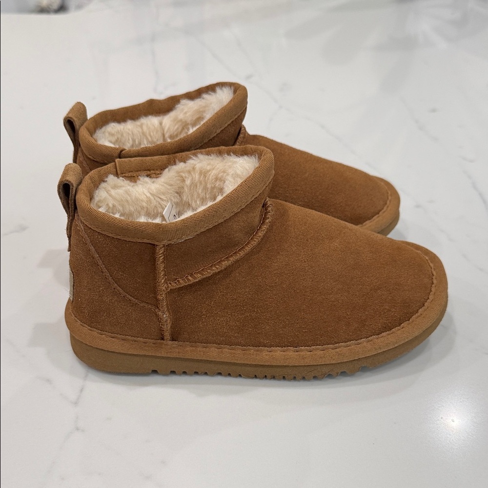 Kids UGG Chestnut Suede Ankle Boots